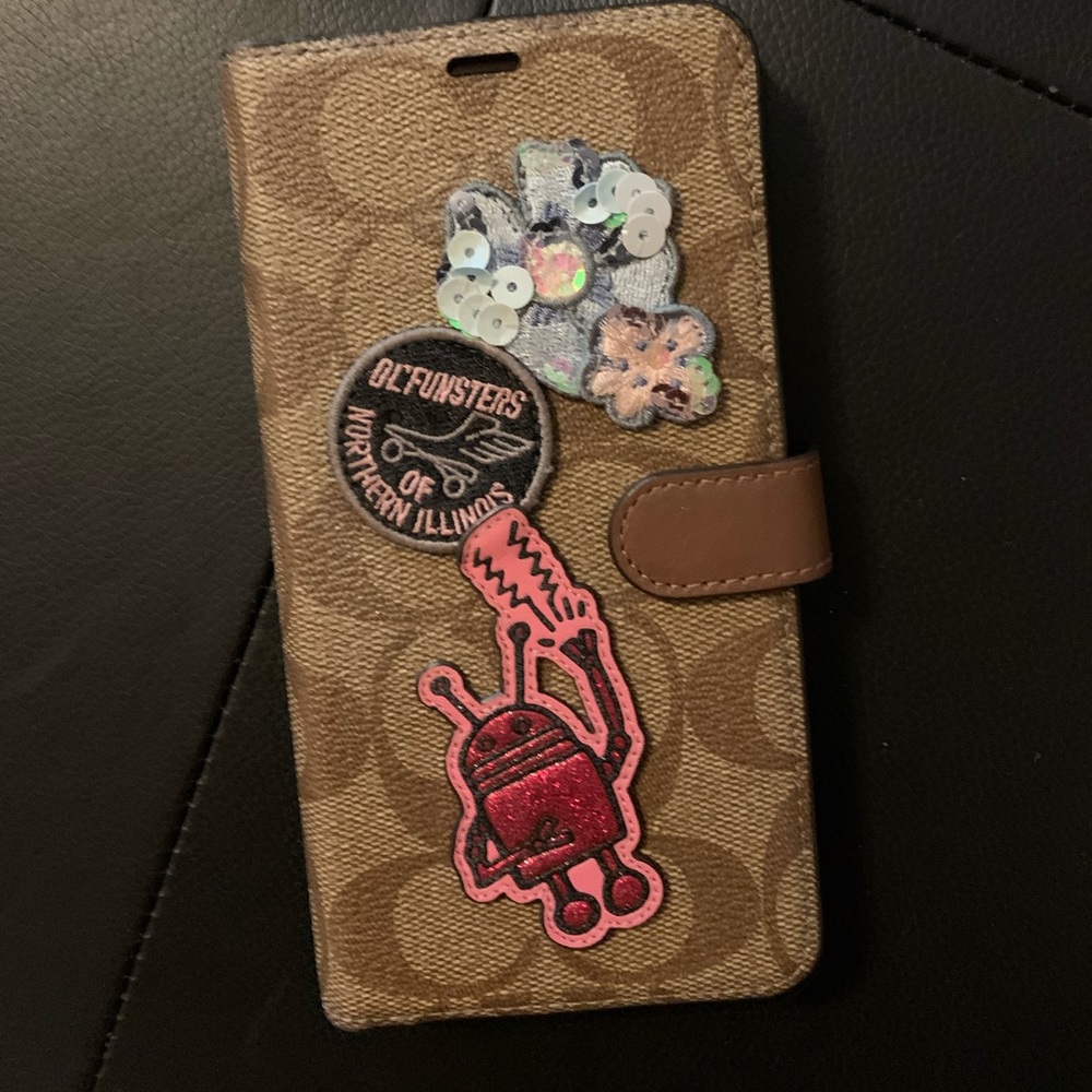 Coach x Keith haring iPhone XS Max folio case